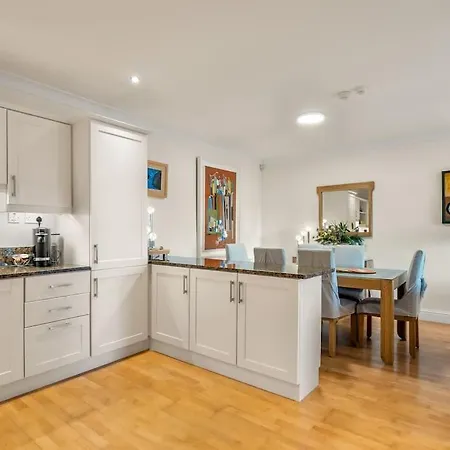 Seaview - Spectacular Apartment, Connemara شقة