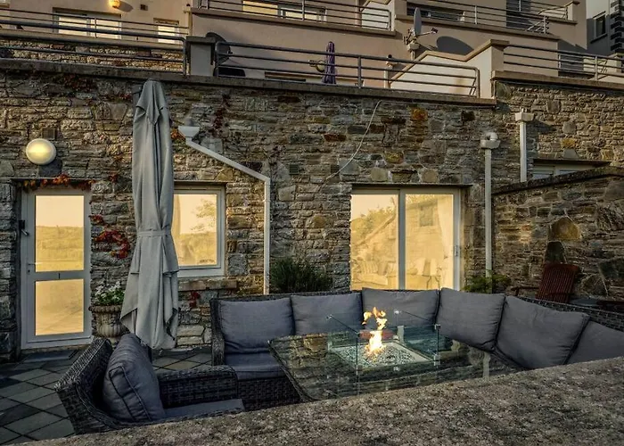 Seaview - Spectacular Apartment, Connemara * Clifden